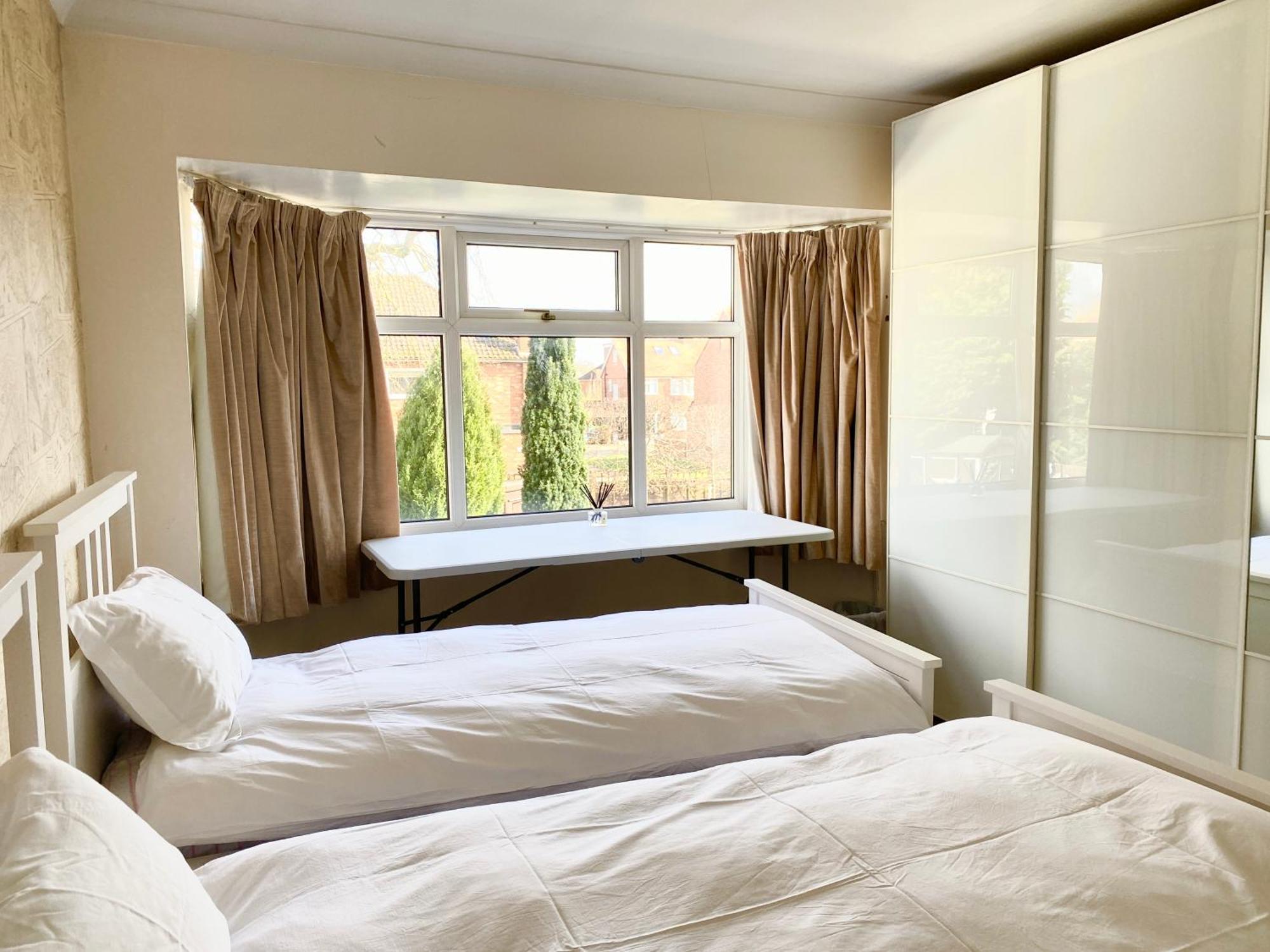 Spacious Five-Bedroom House Close To York Centre - Orchid House 外观 照片